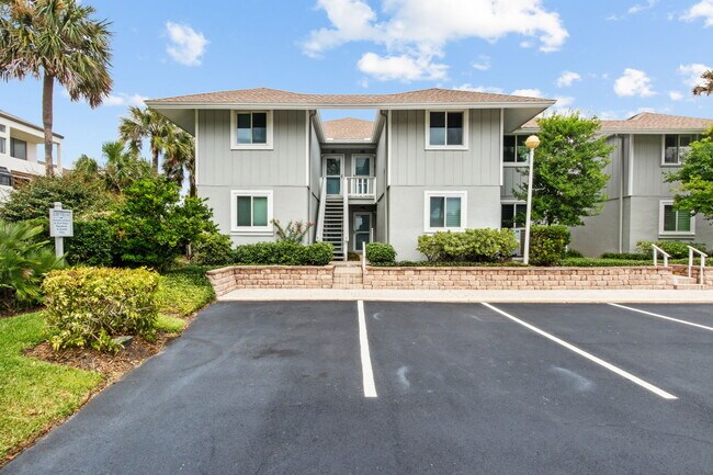 Building Photo - 603 Summer Pl
