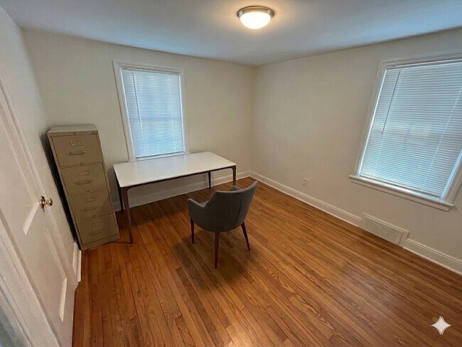 Building Photo - 427 Westford Dr