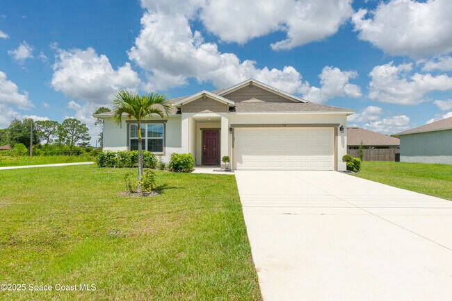 Primary Photo - 724 San Filippo Dr SE