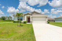 Building Photo - 724 San Filippo Dr SE