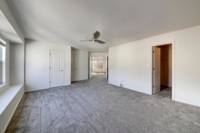 Building Photo - 3123 Mountainside Pkwy NE