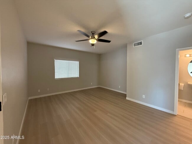 Building Photo - 14506 N 129th Ave