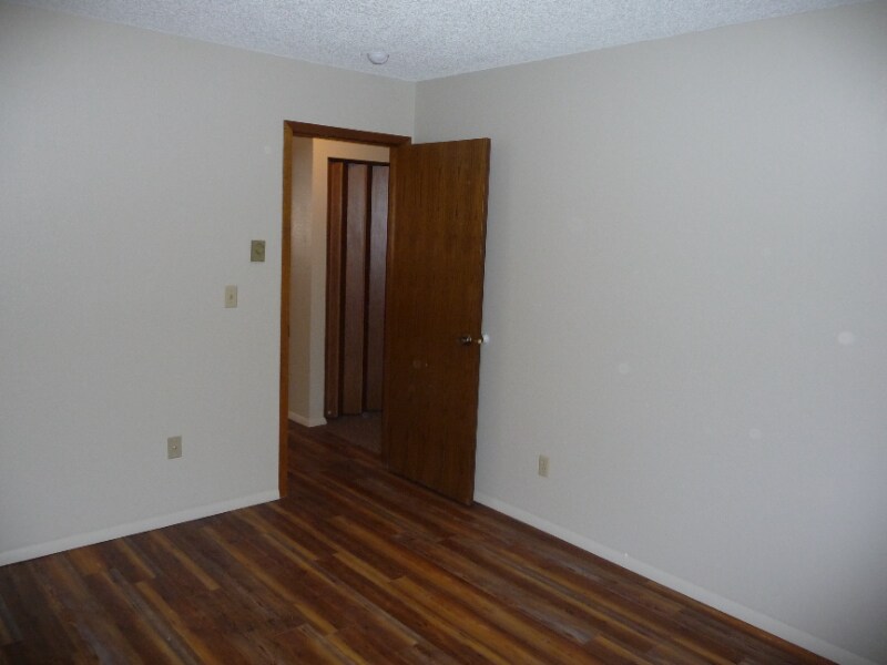 Building Photo - 1303 Mountain View St