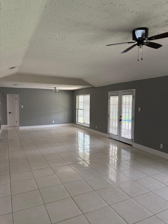 Building Photo - 24026 Tayloe House Ln