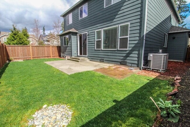 Building Photo - 13922 45th Dr SE