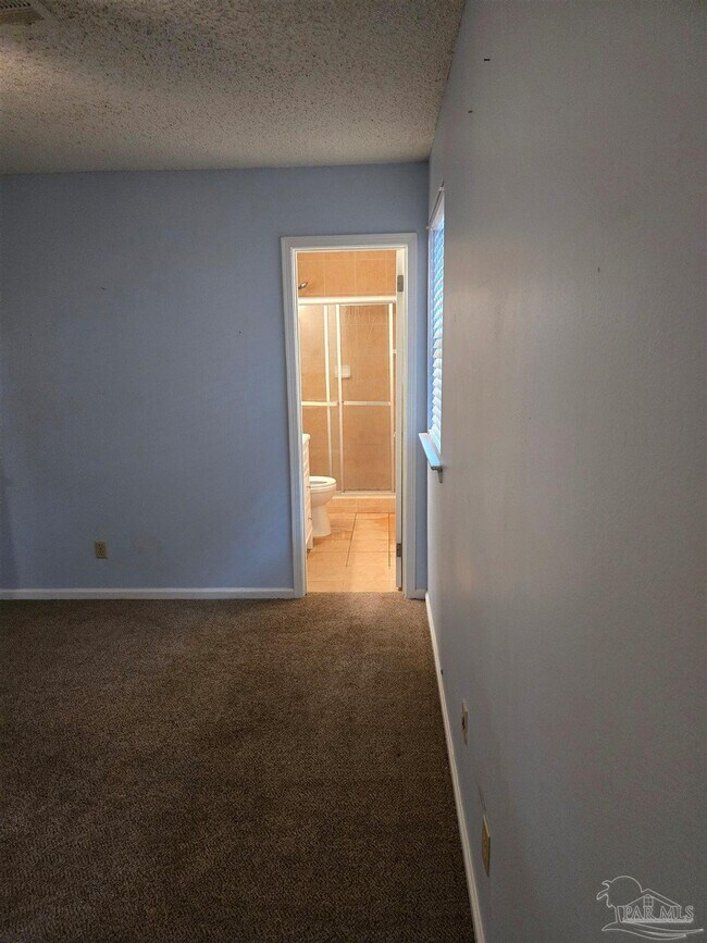 Building Photo - 8196 Sedgefield Dr