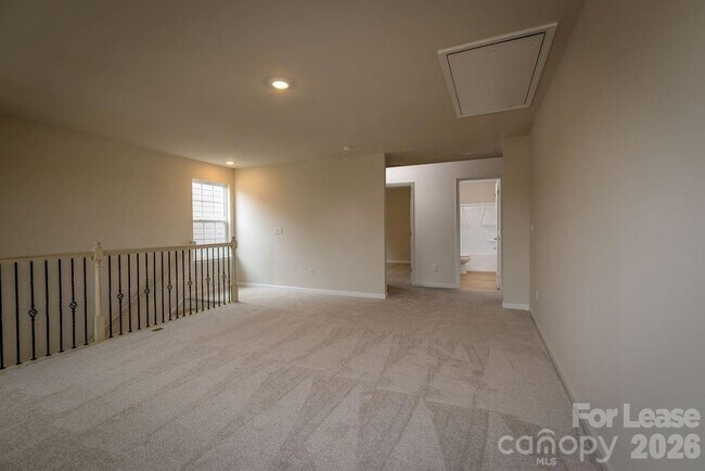 Building Photo - 1709 Heron Ct