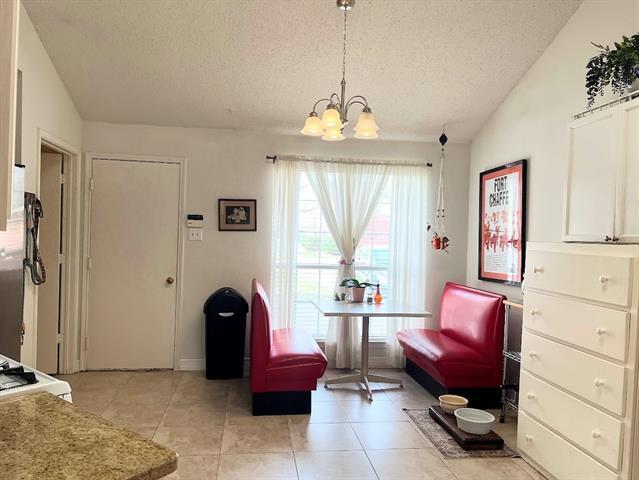 Building Photo - 1964 Hobart Ln