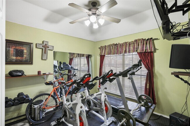 Building Photo - 11536 Las Polamas Dr