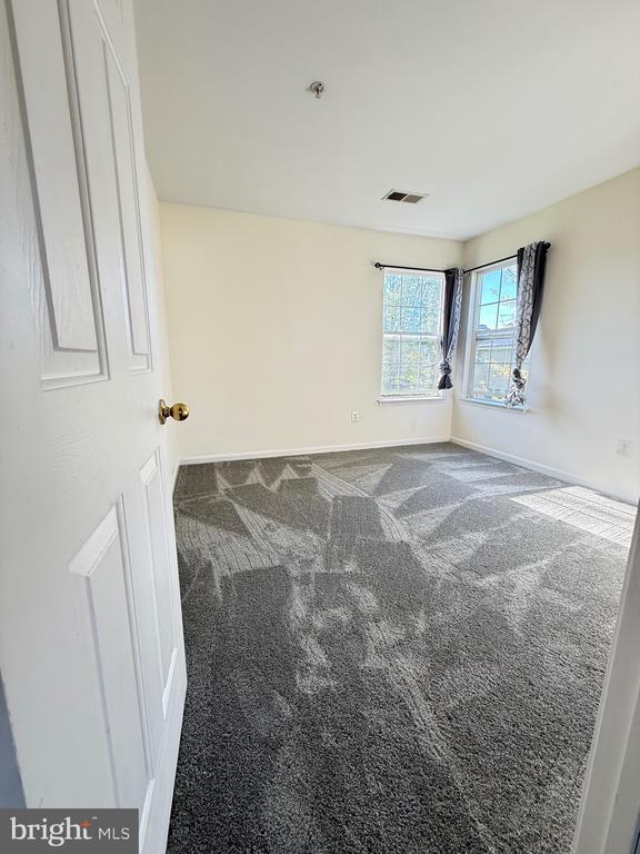 Building Photo - 1403 Northern Lights Dr