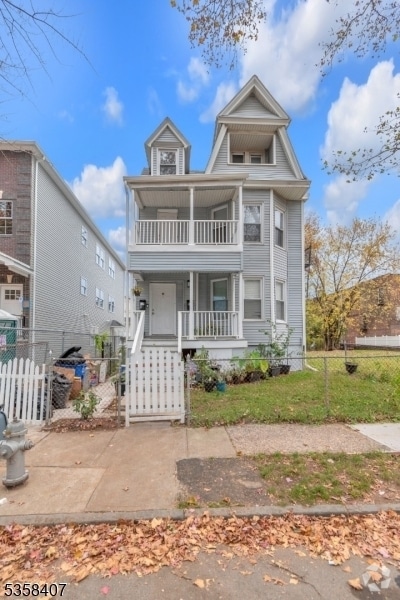 Building Photo - 66 N 15th St