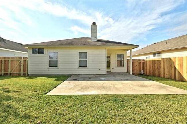 Building Photo - 11306 Dimmit St