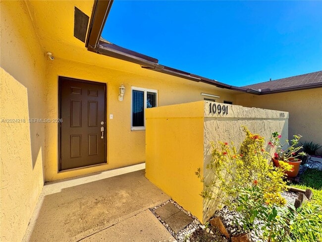 Building Photo - 10991 NW 30th Pl
