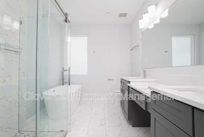Building Photo - 2109 Schley Ave