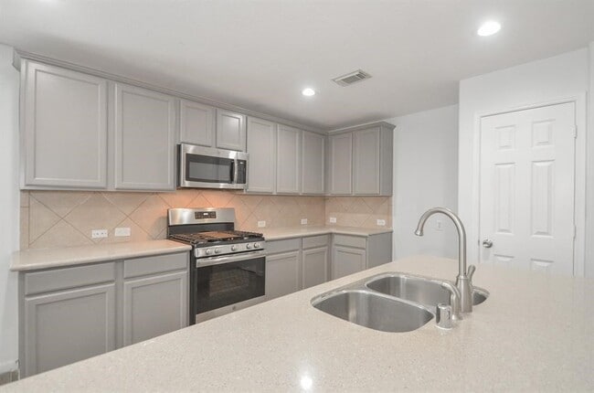 Building Photo - 26538 Marble Point Ln