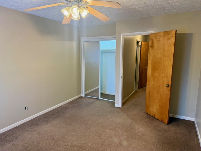 Building Photo - 2305 Adams Ave