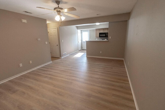 Building Photo - 4013 Snowy Owl Dr