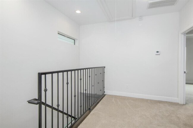 Building Photo - 1508 Johnson St