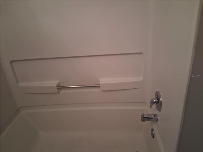 Building Photo - 2561 Grassy Point Dr