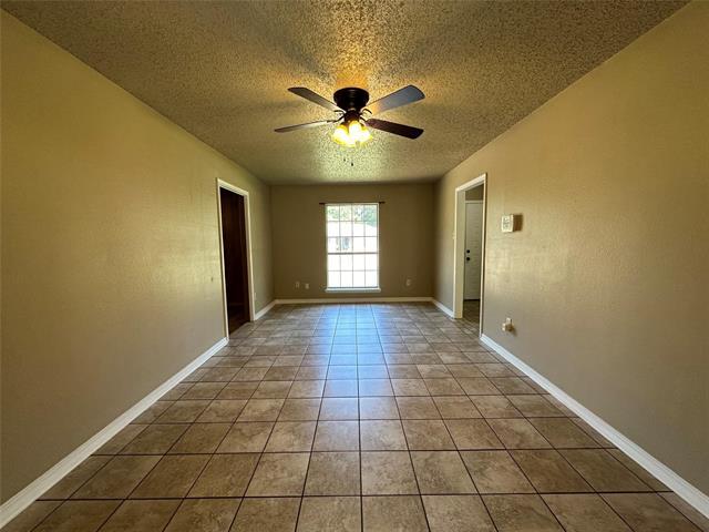 Building Photo - 807 Dalisa Cir