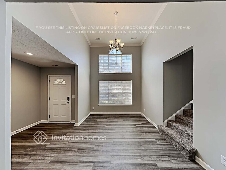 Building Photo - 6808 Loretta Pl