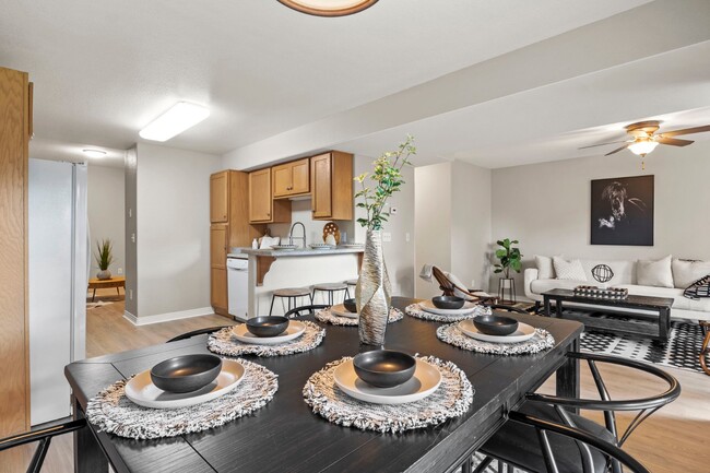 Building Photo - 4109 Sunny Vista Heights
