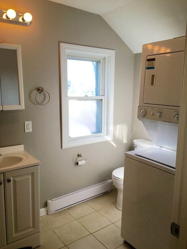 Building Photo - Trump Property