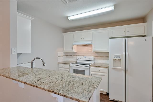 Building Photo - 607 Kings Way Dr