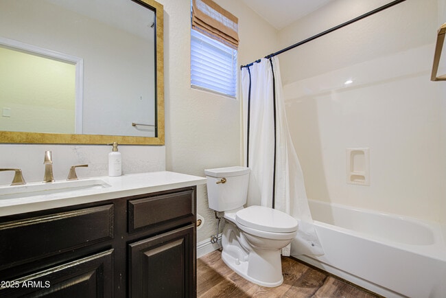 Building Photo - 4564 S Maverick Ct