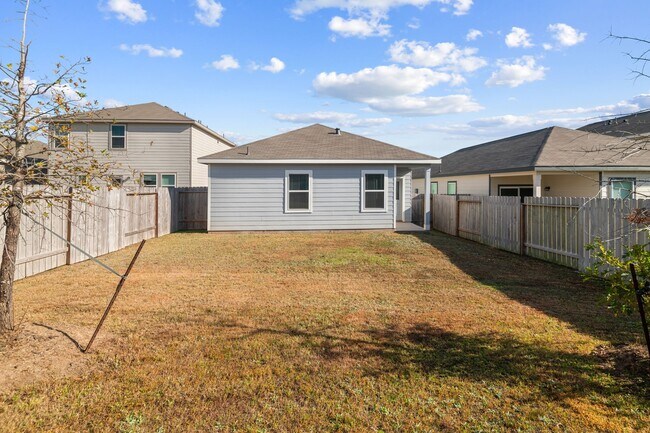 Building Photo - 614 Edge Lake Ct