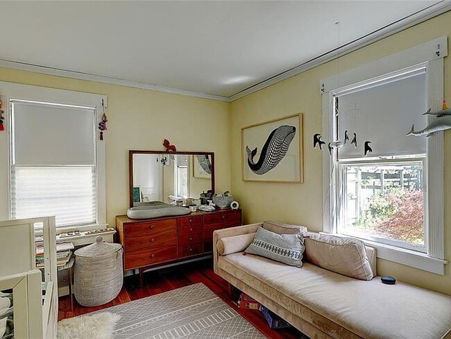 Building Photo - 17 Luzon Ave