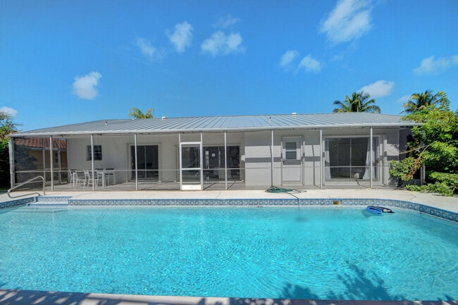 Building Photo - 1171 Bimini Ln