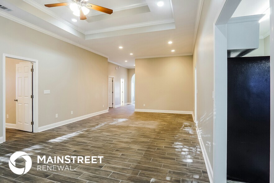 Building Photo - 1305 Riverford Cir