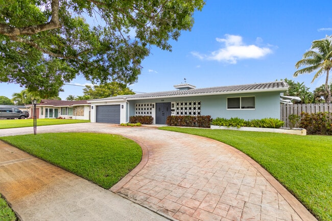 Building Photo - 5281 SW 4th Ct