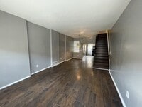 Building Photo - 537 Newton Ave