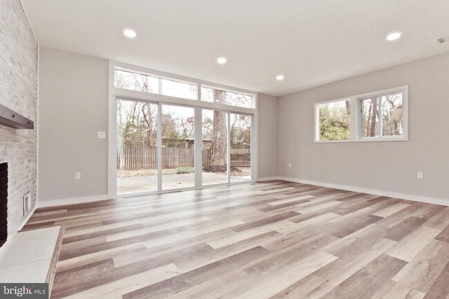 Building Photo - 3507 Gallows Rd
