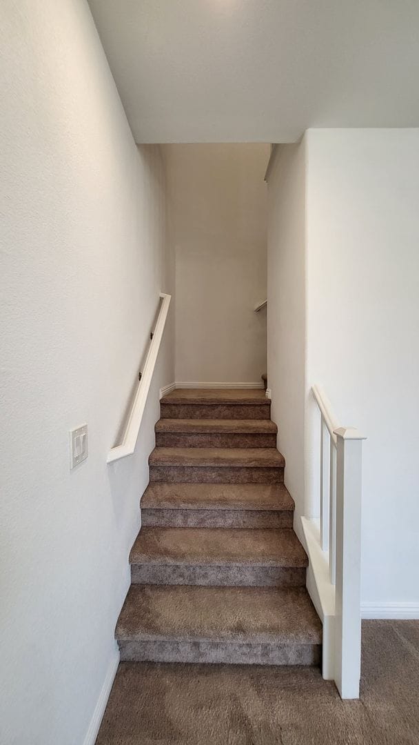 Building Photo - TESORA PAHRUMP - E. Summit Avenue