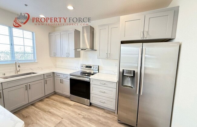 Building Photo - Updated 1,510 Sq Ft Belmont Condo Near Cal...