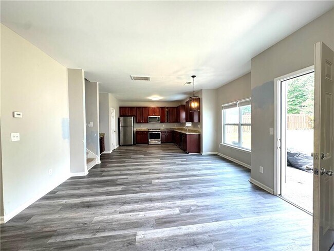 Building Photo - 4465 Ambassador Way