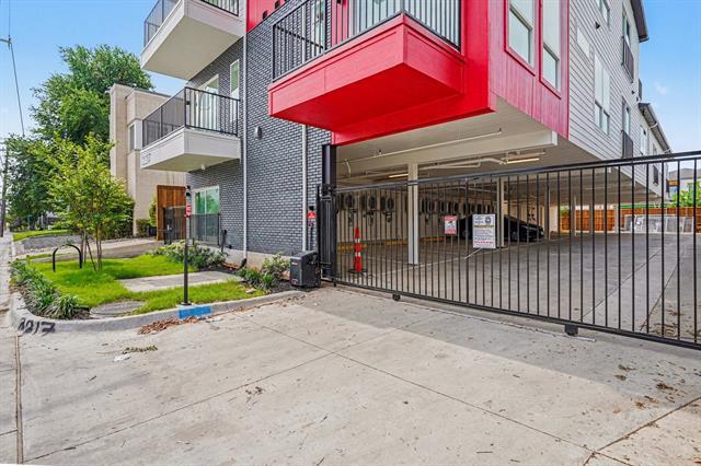Building Photo - 2217 N Fitzhugh Ave