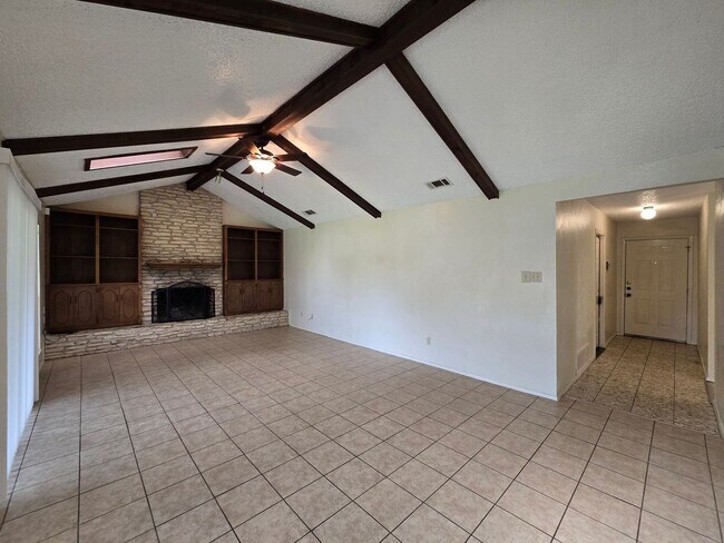 Building Photo - NEW IN MANAGEMENT - AVAILABLE NOW!