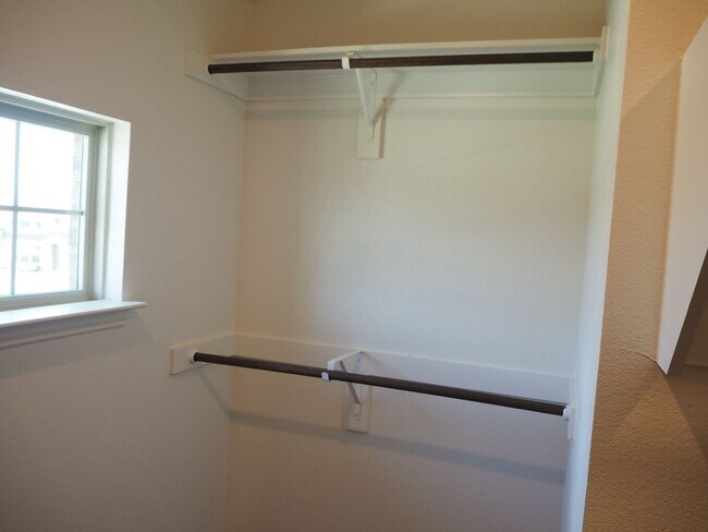 Building Photo - 3117 Solana Cir