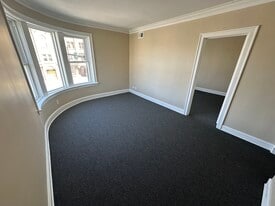 Building Photo - 9100 S Ashland Ave