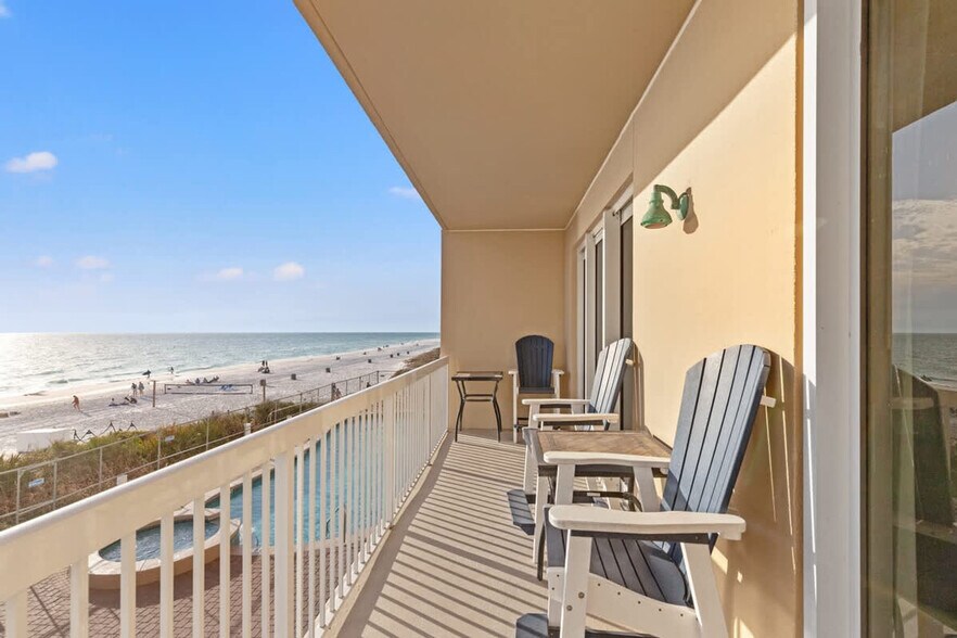 Building Photo - 5115 Gulf Dr