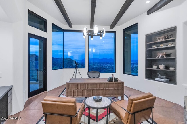 Building Photo - 5810 E Cholla Ln