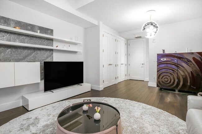 Building Photo - 22 Liberty Drive