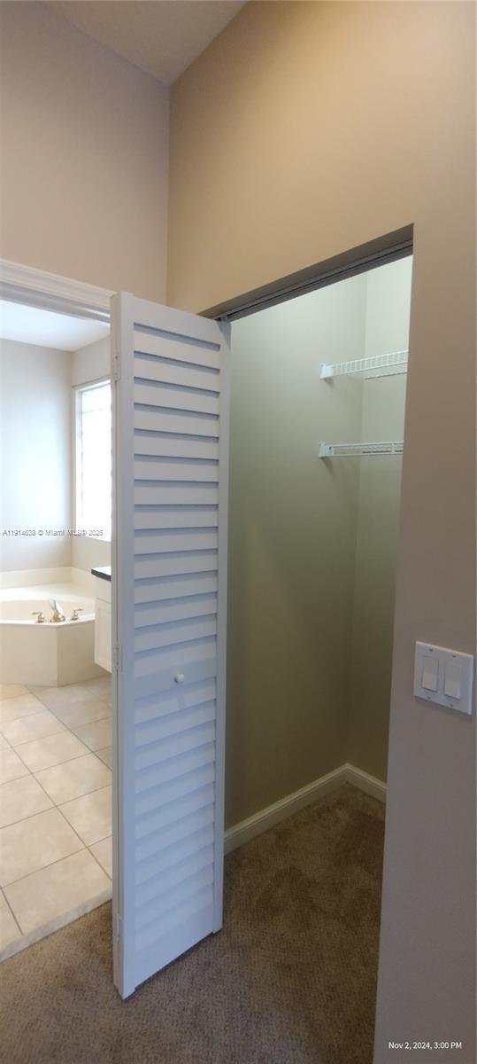 Building Photo - 8092 Driggs Hill