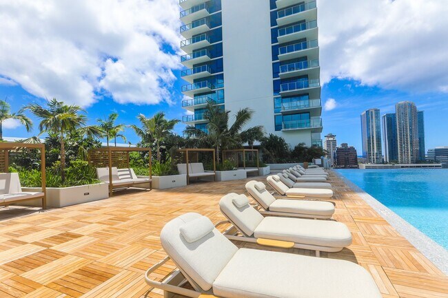 Building Photo - The Park on Keeaumoku - largest 2-bedroom residence offering 1,074 square feet of interior living...