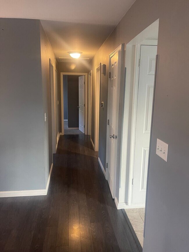 Building Photo - COMING SOON! Beautiful 4 Bedroom Home in M...