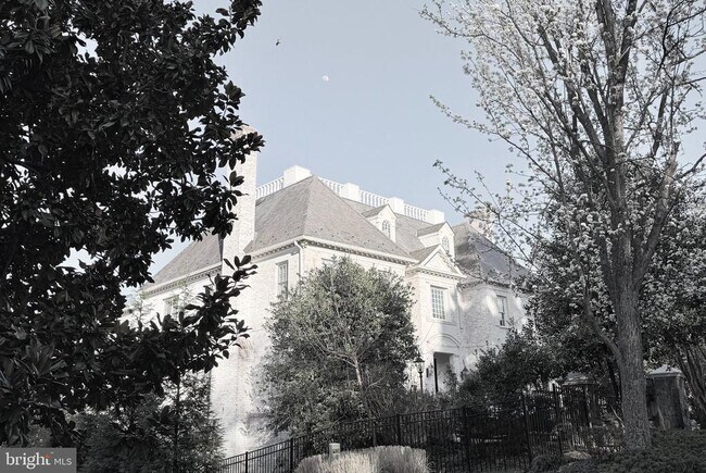 Building Photo - 1289 Ballantrae Farm Dr